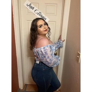 Meet your Posher, Leah